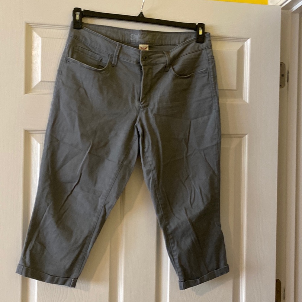Pants, Capri